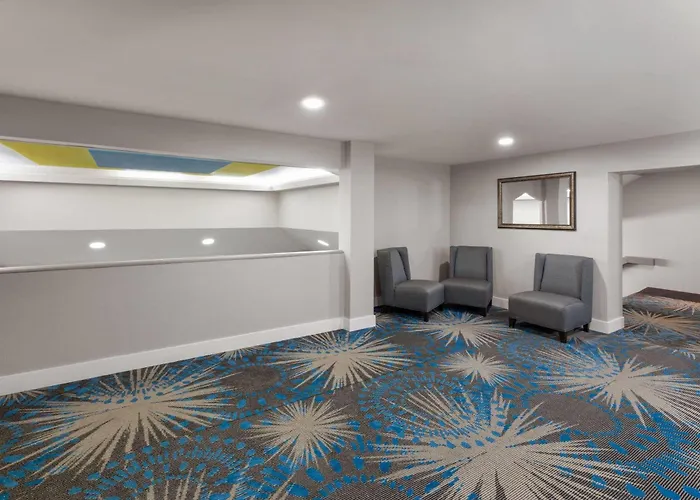 Days By Wyndham Tulsa